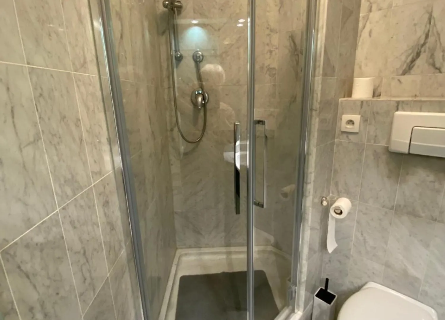 Apartment Le Victoria Beach Menton France