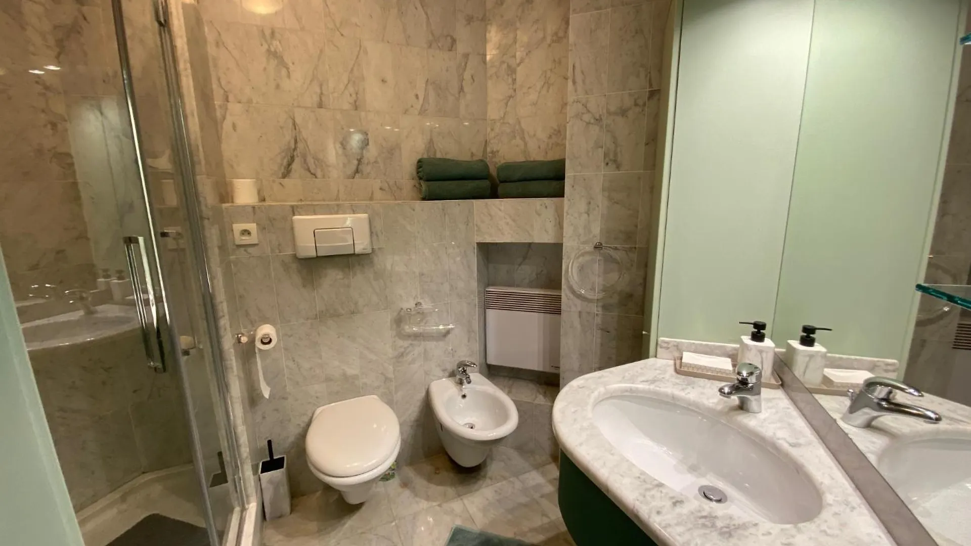 Le Victoria Beach Menton Apartment