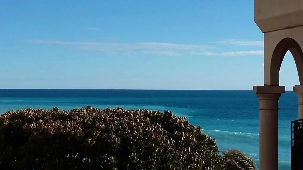 Le Victoria Beach Menton